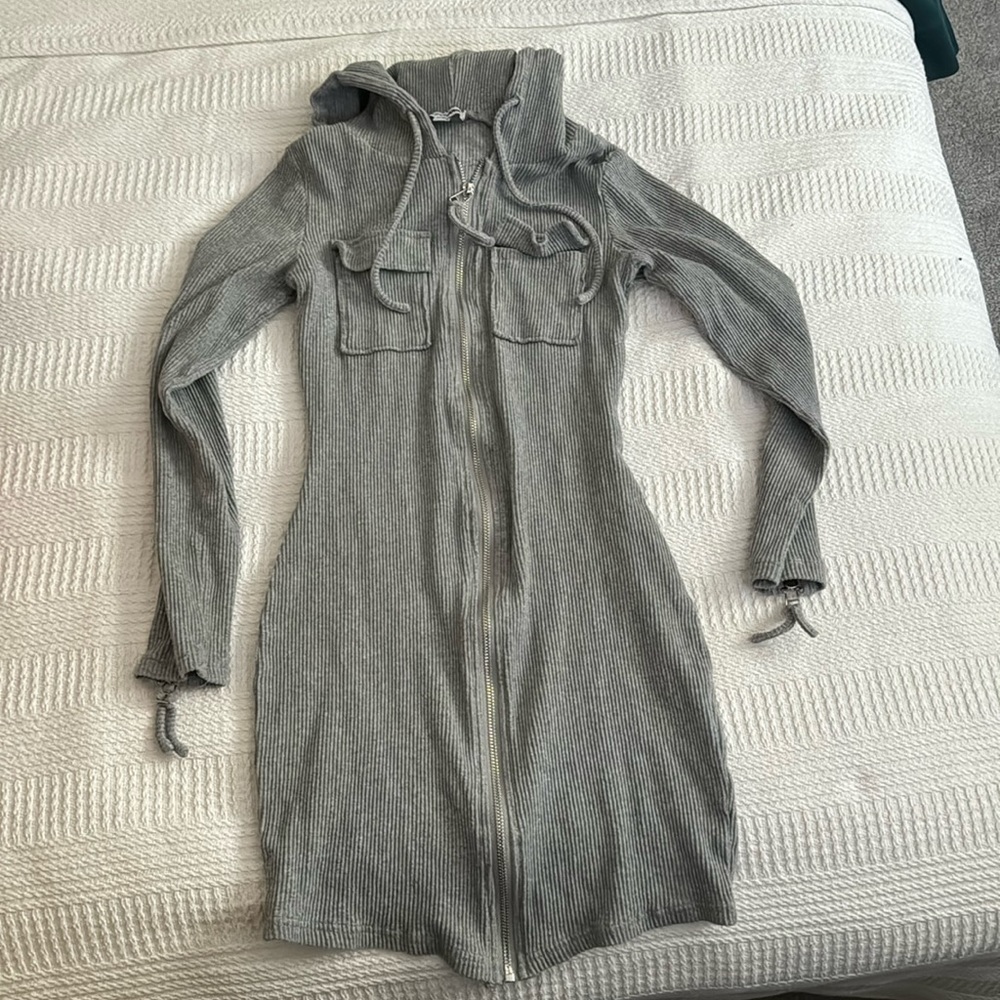 Fashion nova dress (large)
